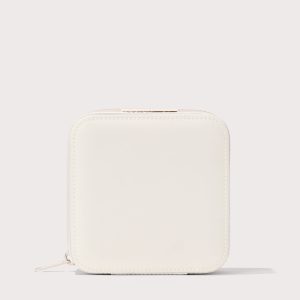 Frankie Jewelry Case in Moonbeam. Large