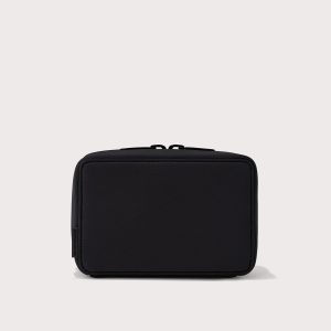 Arlo Tech Organizer in Onyx. Large