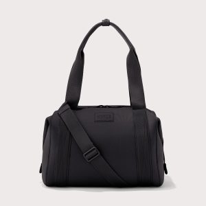 Landon Carryall in Onyx. Medium