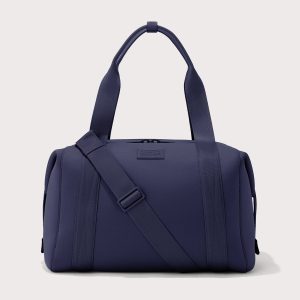 Landon Carryall in Storm. Large