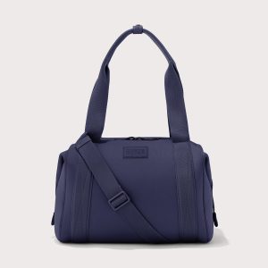 Landon Carryall in Storm. Medium
