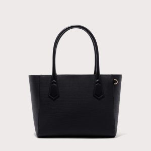 Signature Tote in Onyx. Classic