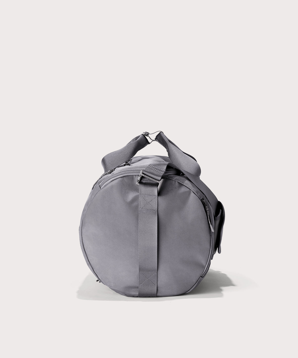 Denver Convertible Duffle in Ash. Medium - Image 7