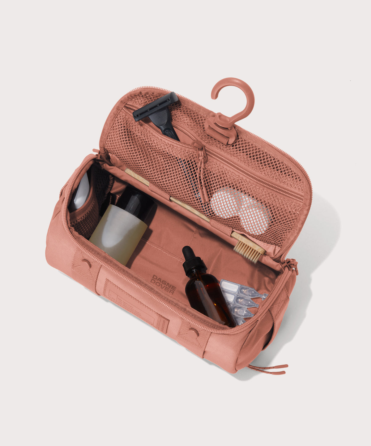 Seoul Dopp Kit in Warm Dust. Large - Image 2